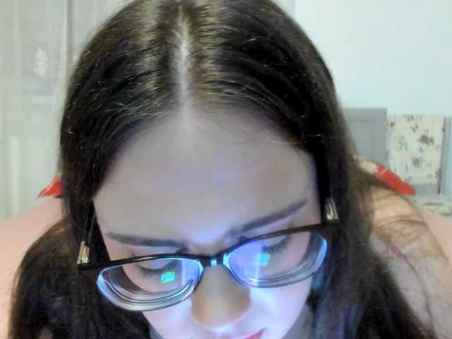 amiravyxen live cam preview