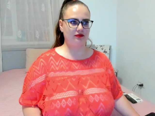 amiravyxen live cam on BongaCams