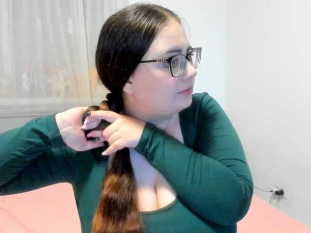amiravyxen live cam preview