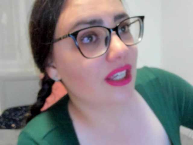 amiravyxen live cam on BongaCams