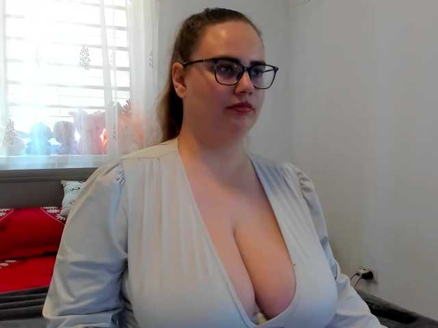 amiravyxen live cam on BongaCams