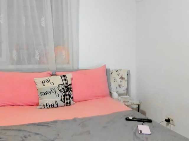 amiravyxen live cam on BongaCams