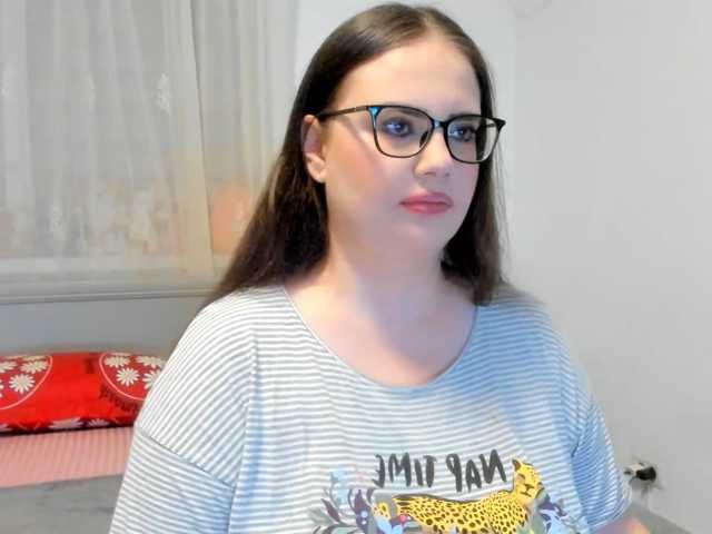 amiravyxen live cam on BongaCams