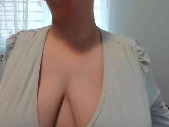 amiravyxen webcam