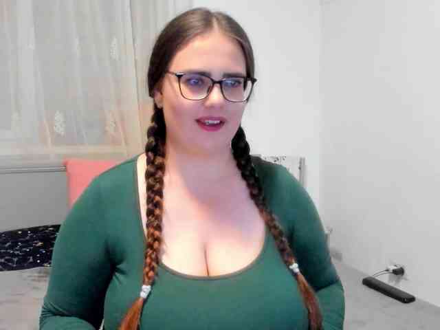 amiravyxen webcam
