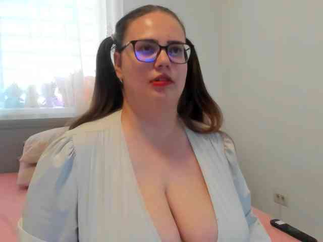 amiravyxen webcam
