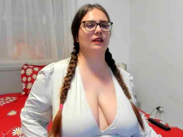 amiravyxen webcam