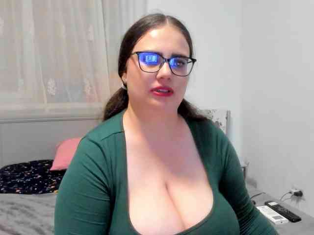 amiravyxen webcam
