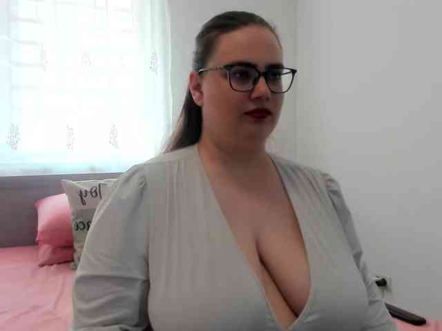 amiravyxen webcam