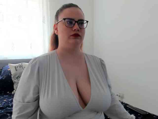 amiravyxen webcam