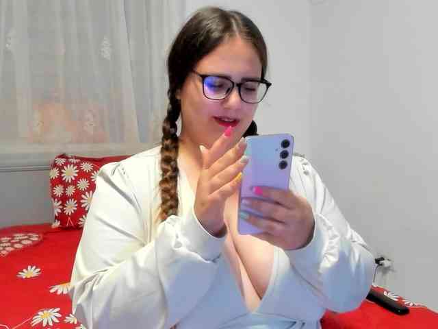 amiravyxen webcam