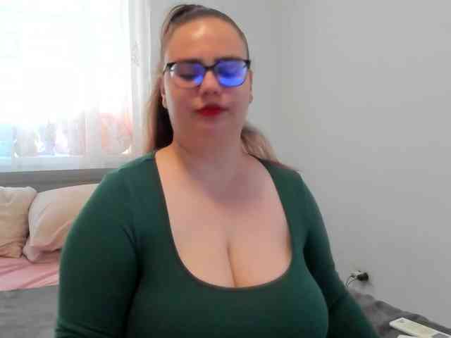 amiravyxen webcam