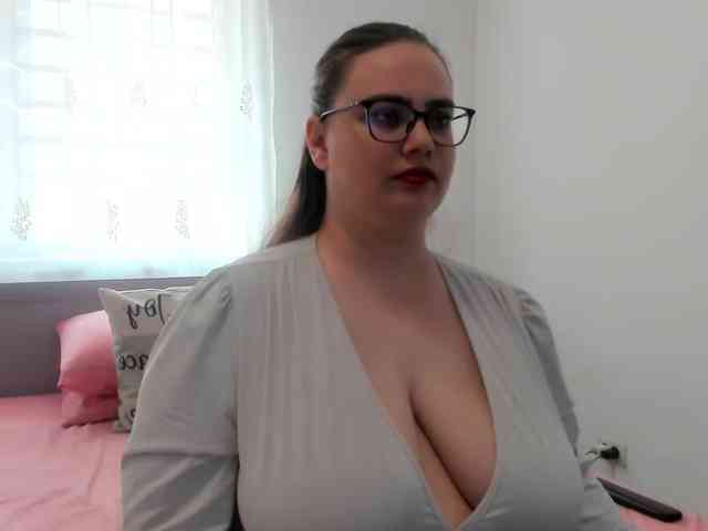 amiravyxen webcam