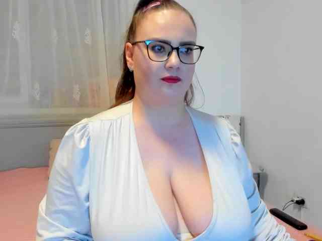amiravyxen webcam