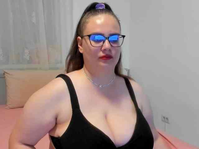amiravyxen webcam