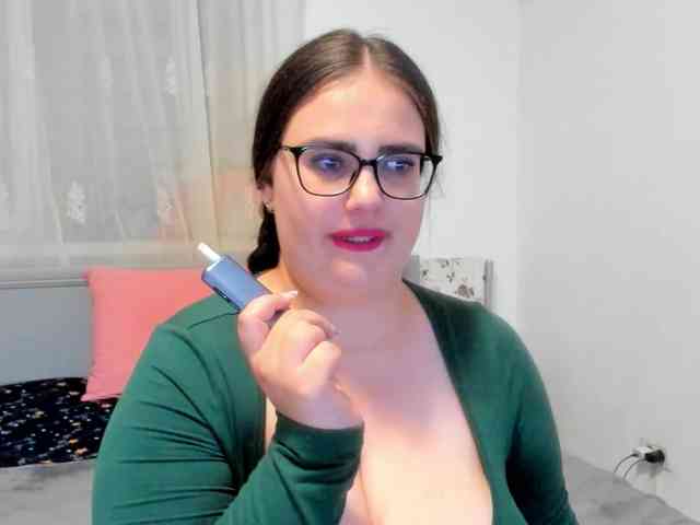 amiravyxen webcam