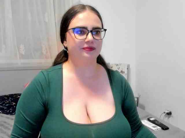 amiravyxen webcam