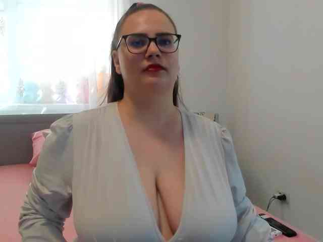 amiravyxen webcam