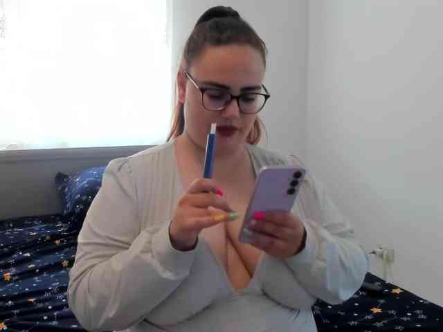 amiravyxen webcam