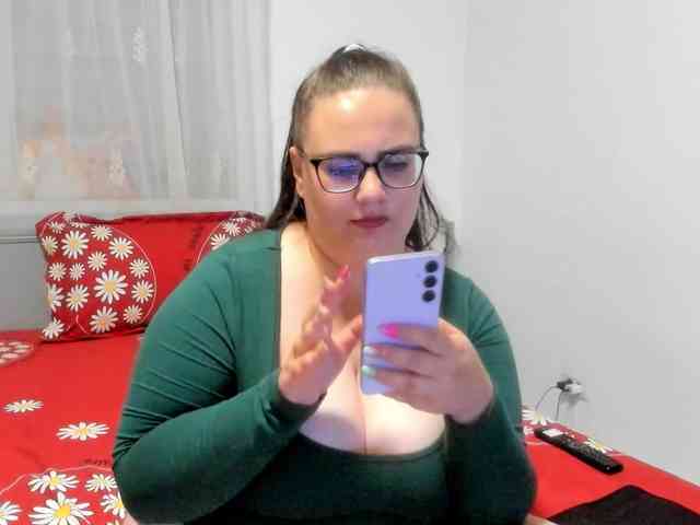 amiravyxen webcam