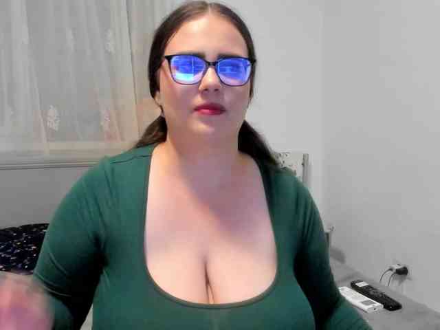 amiravyxen webcam