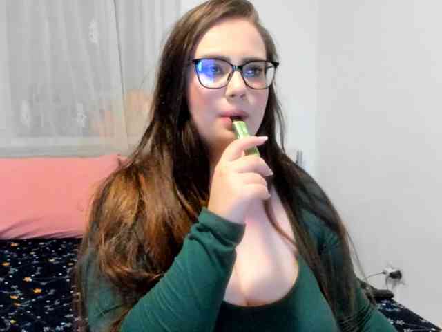 amiravyxen webcam