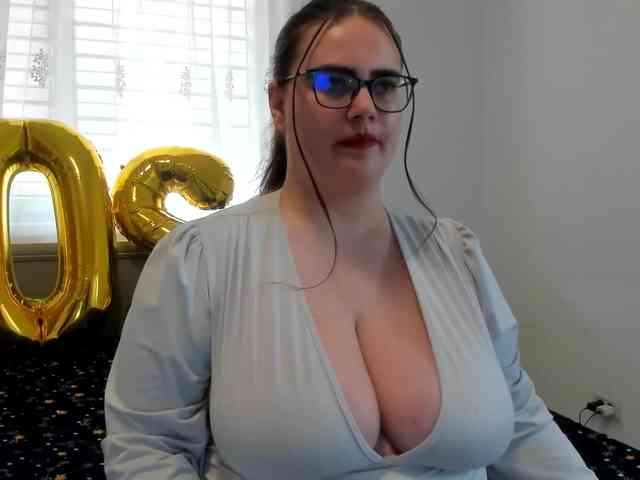 amiravyxen webcam