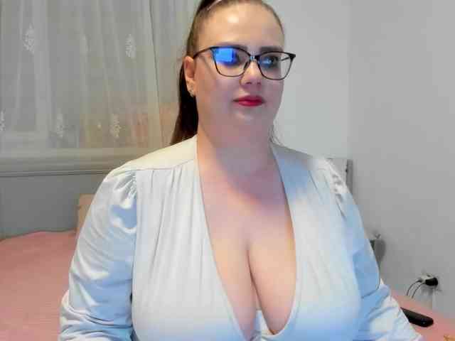 amiravyxen webcam