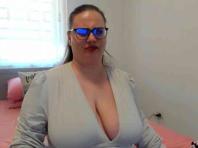 amiravyxen webcam