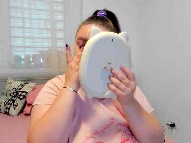 amiravyxen webcam