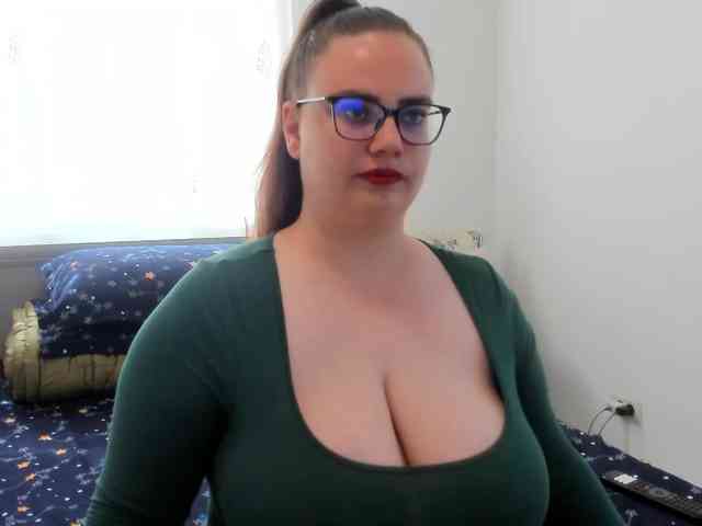 amiravyxen webcam