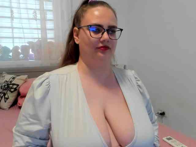 amiravyxen webcam