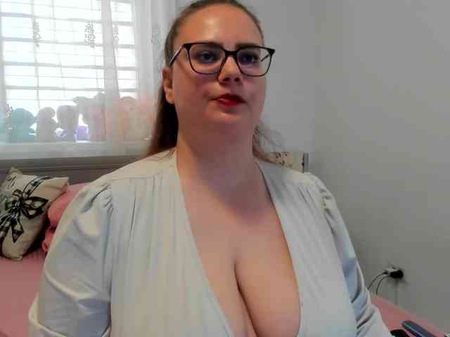 amiravyxen webcam