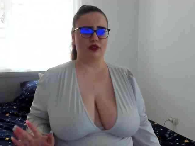 amiravyxen webcam