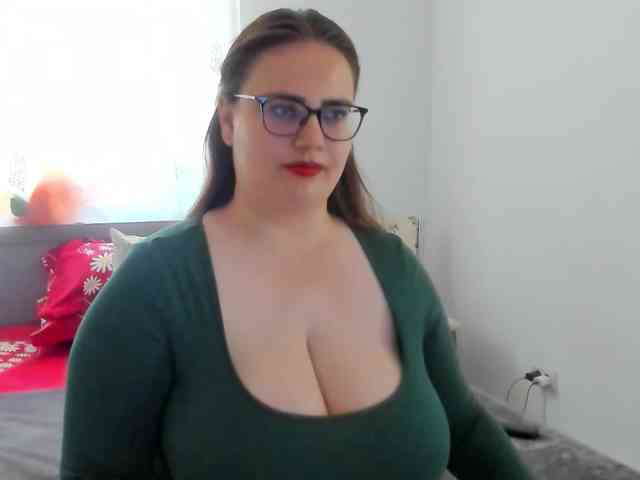 amiravyxen webcam