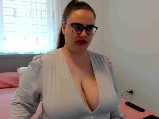 amiravyxen webcam