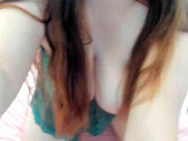 amiravyxen webcam