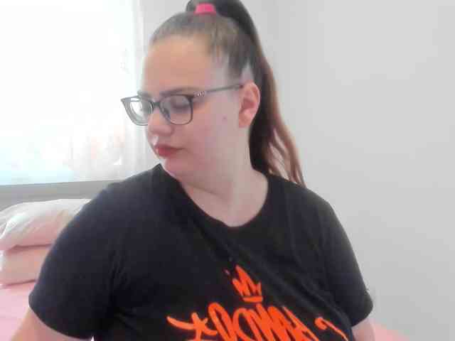 amiravyxen webcam