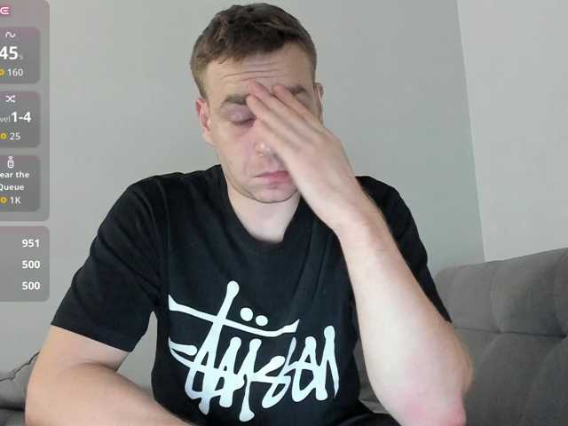 le modèle Buzzyd est en webcam porno dans un show sur le site bongacams, il possède les tags suivants: White/Caucasian,Blonde,Trimmed