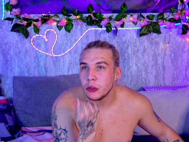 Night-angell live cam on BongaCams