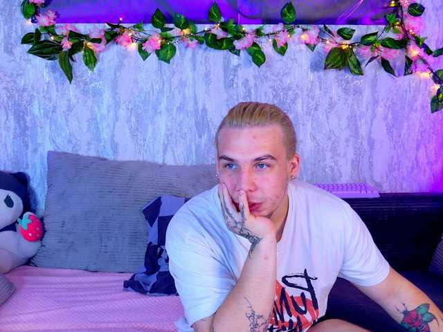 Night-angell live cam on BongaCams