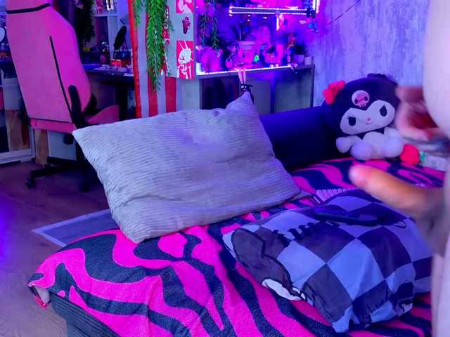 Night-angell live cam preview