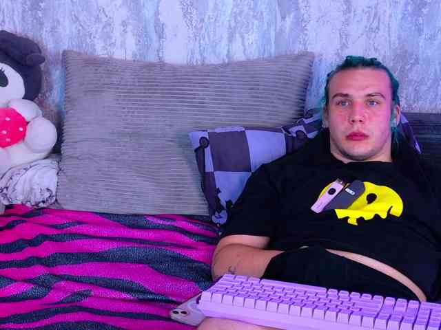 Night-angell's cam show statistics and live stream