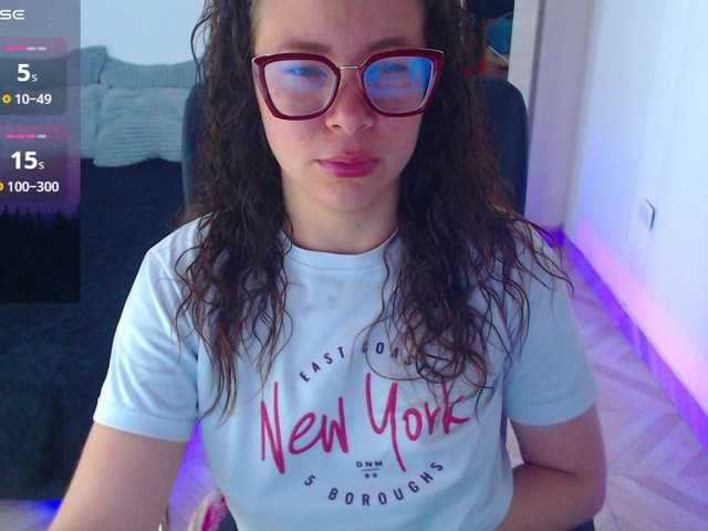 SharonAGT live webcam show
