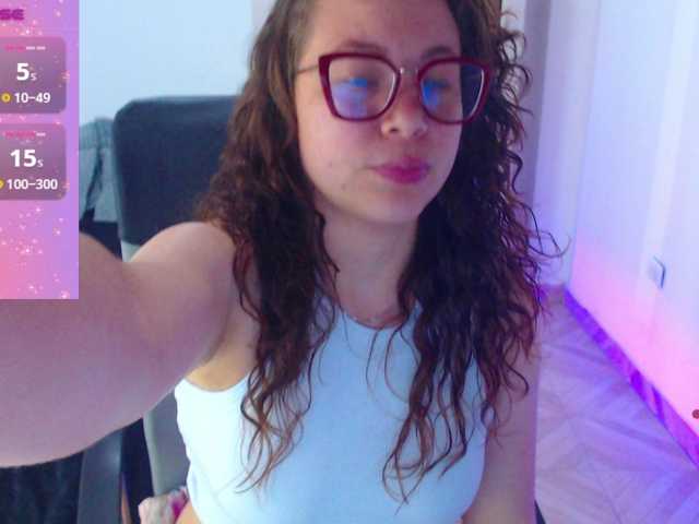 SharonAGT live cam preview