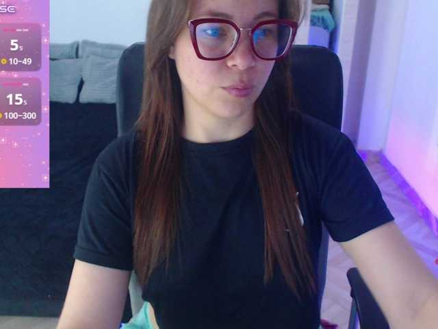 SharonAGT live cam preview