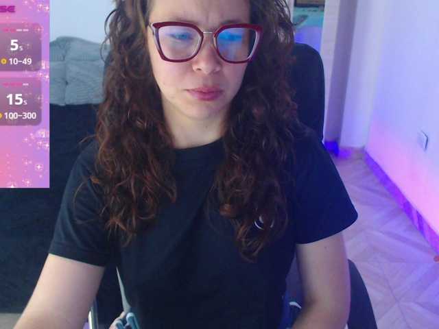 SharonAGT live cam preview
