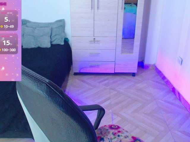 SharonAGT, en directo ahora en BongaCams