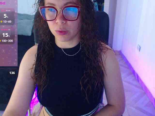 SharonAGT webcam