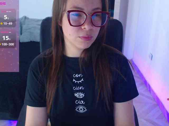 SharonAGT webcam